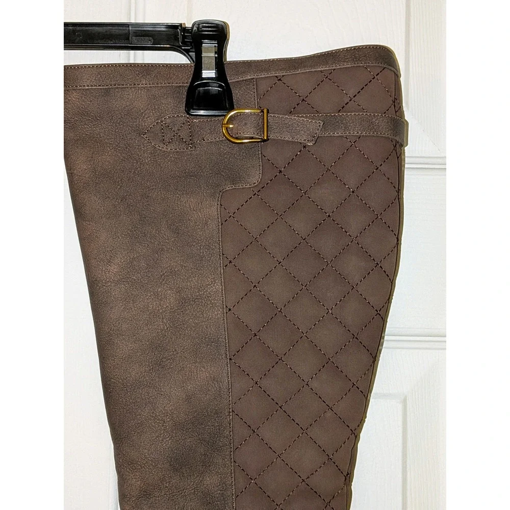 Journee Collection Zemmie Brown Quilted Knee High Boots Lug‎ Sole Size 7 NEW